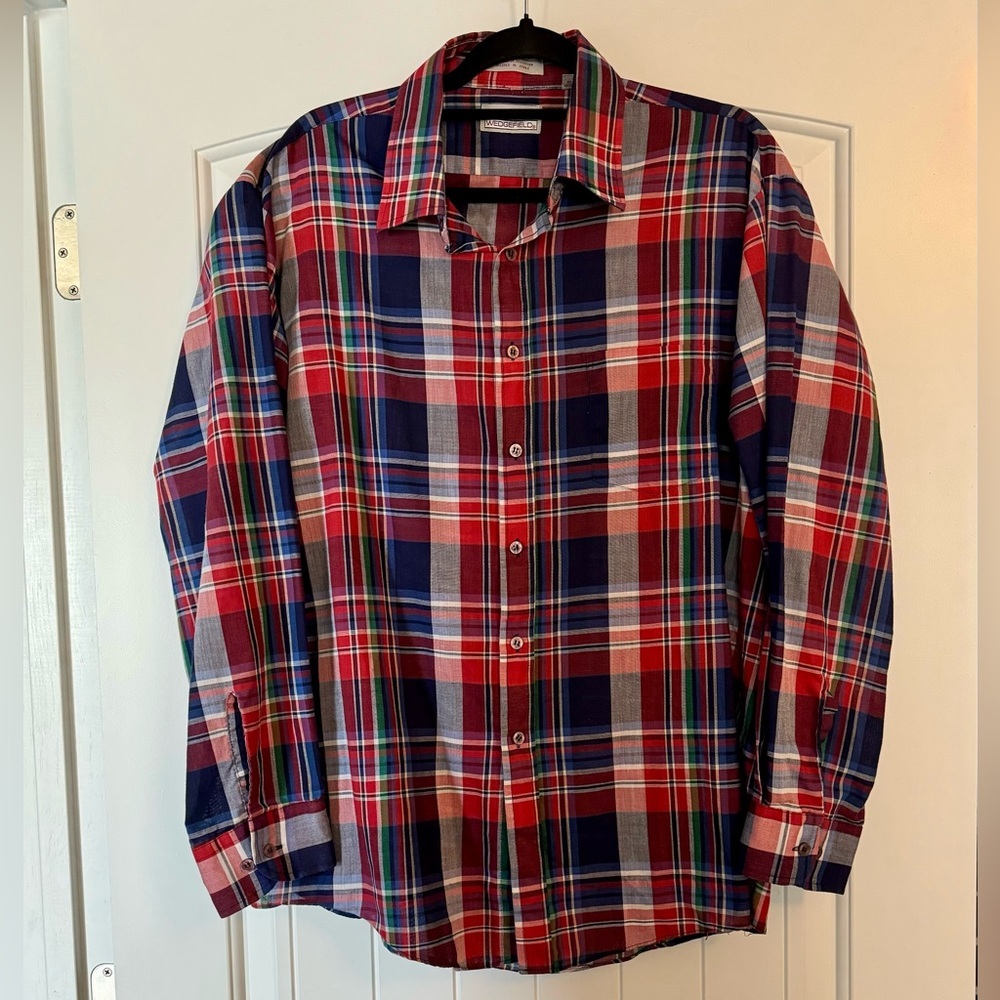 Vintage Wedgefield Men’s XL Plaid Button Long Sleeve Shirt.